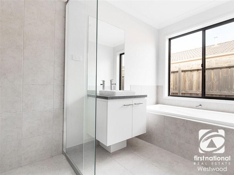 439 McGrath Road, Wyndham Vale VIC 3024