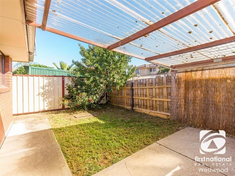 1 & 2/20 Branton Road, Hoppers Crossing VIC 3029