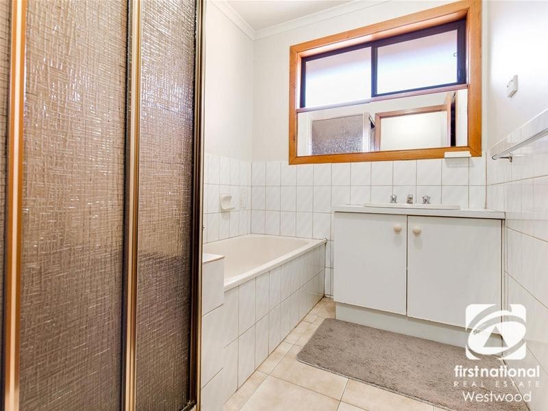 1 & 2/20 Branton Road, Hoppers Crossing VIC 3029