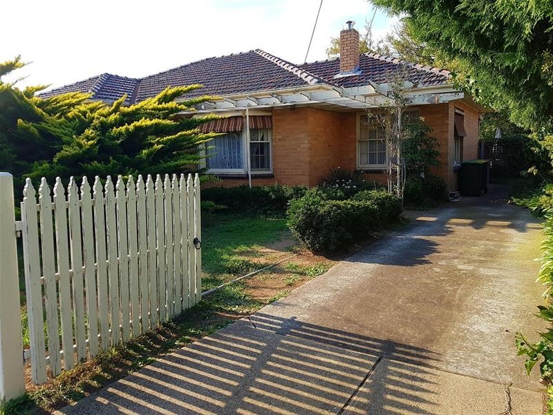 23 Wattle Avenue, Werribee VIC 3030