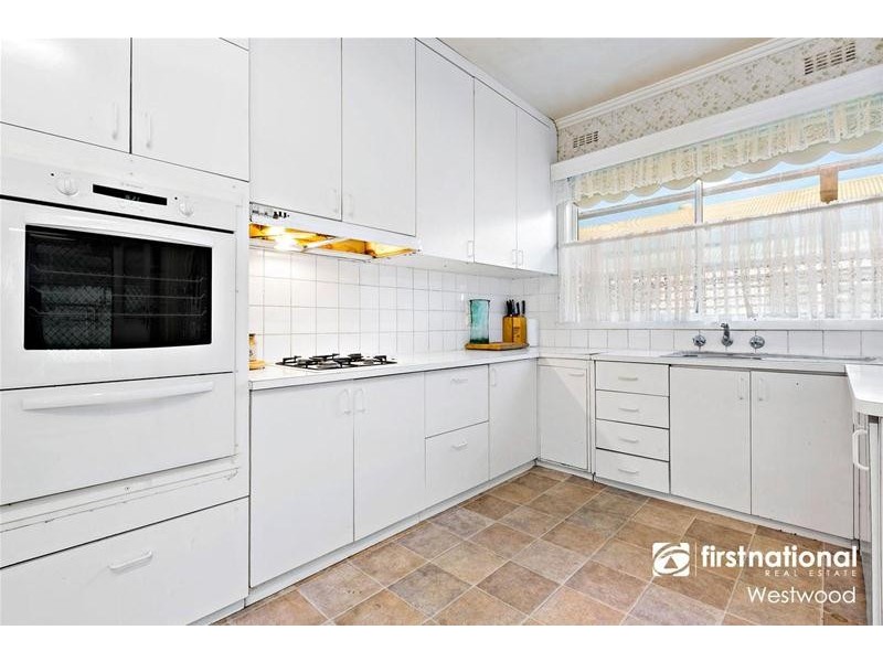 27 Basil Street, Newport VIC 3015