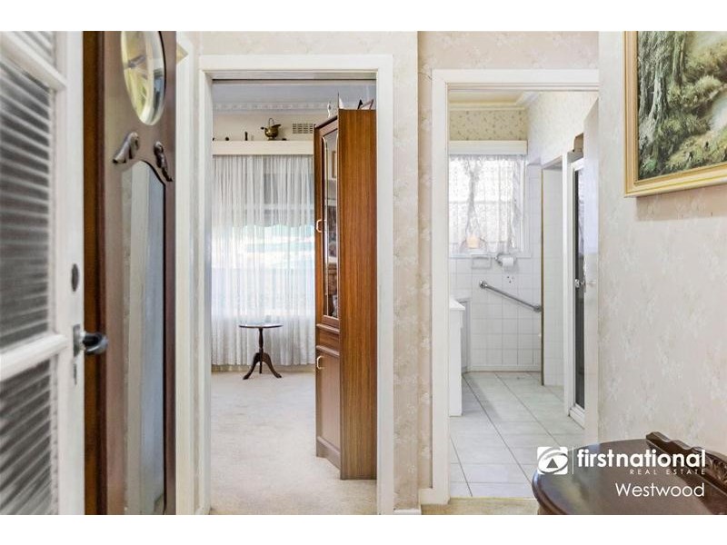 27 Basil Street, Newport VIC 3015