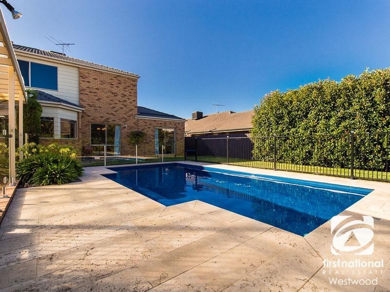 5 Pitanga Gardens, Werribee VIC 3030