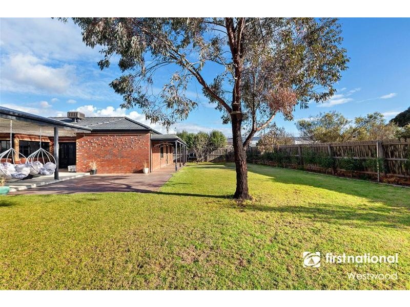 36 Hastings Avenue, Hoppers Crossing VIC 3029