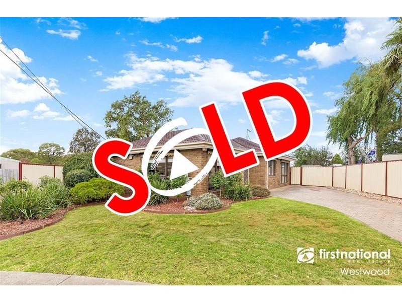 6 Owen Court, Werribee VIC 3030