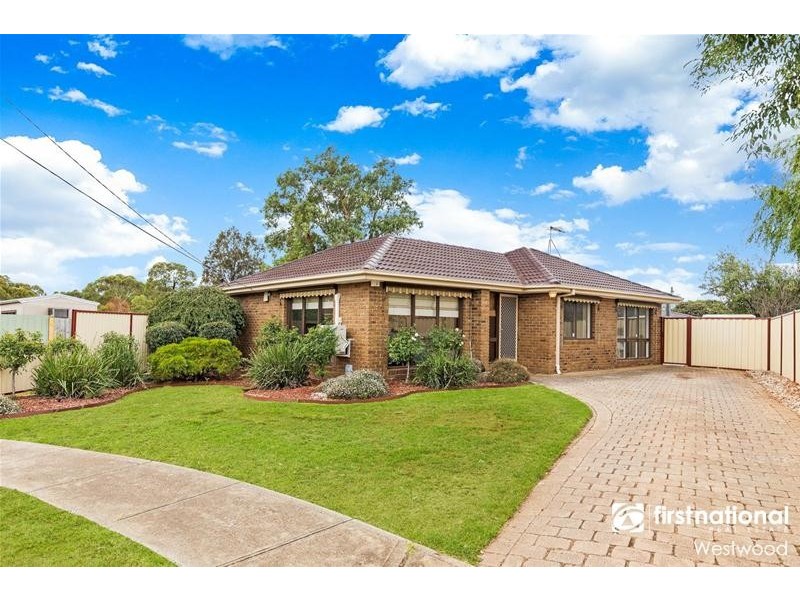 6 Owen Court, Werribee VIC 3030