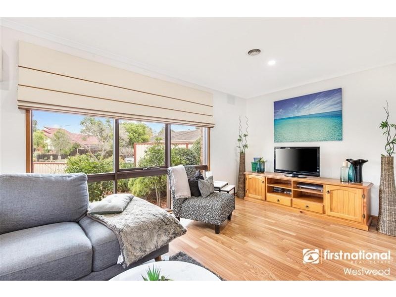 6 Owen Court, Werribee VIC 3030