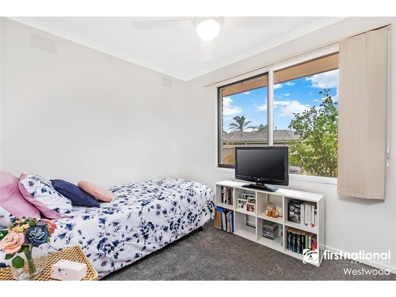 6 Owen Court, Werribee VIC 3030