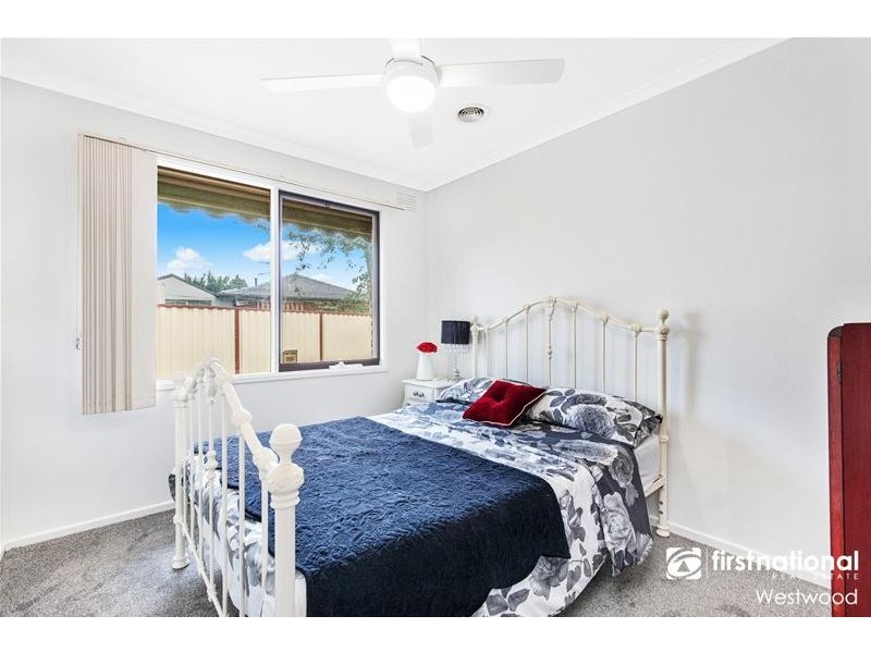 6 Owen Court, Werribee VIC 3030