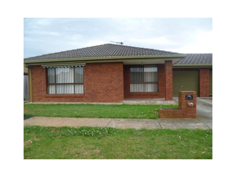 13 Kevington Street, Werribee VIC 3030