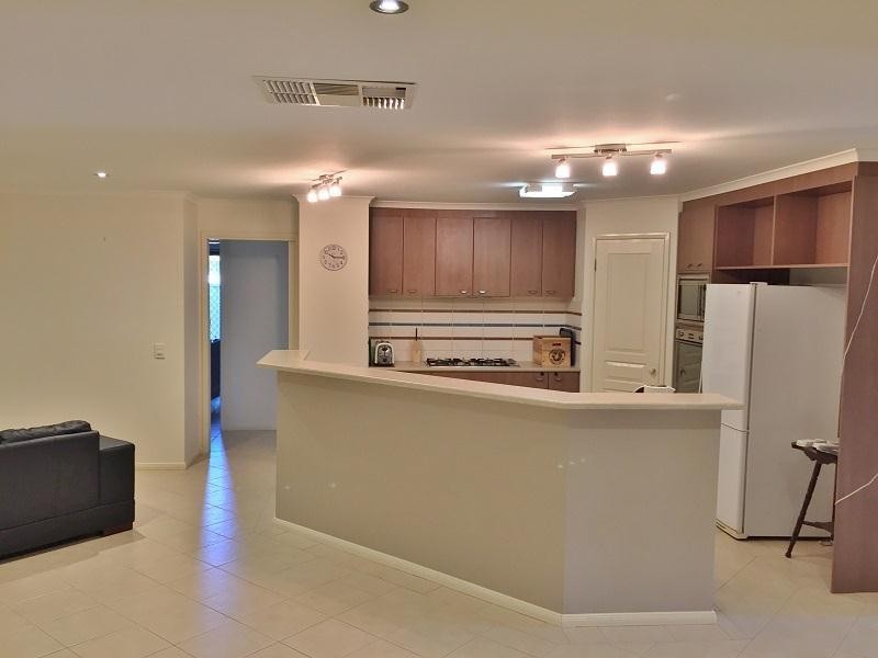 84  Goegan Drive, Kyabram VIC 3620