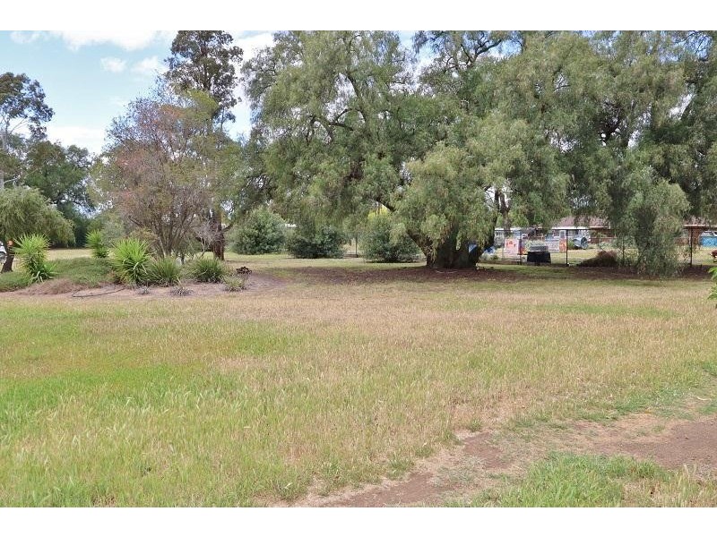 22 Pettifer Street, Kyabram VIC 3620