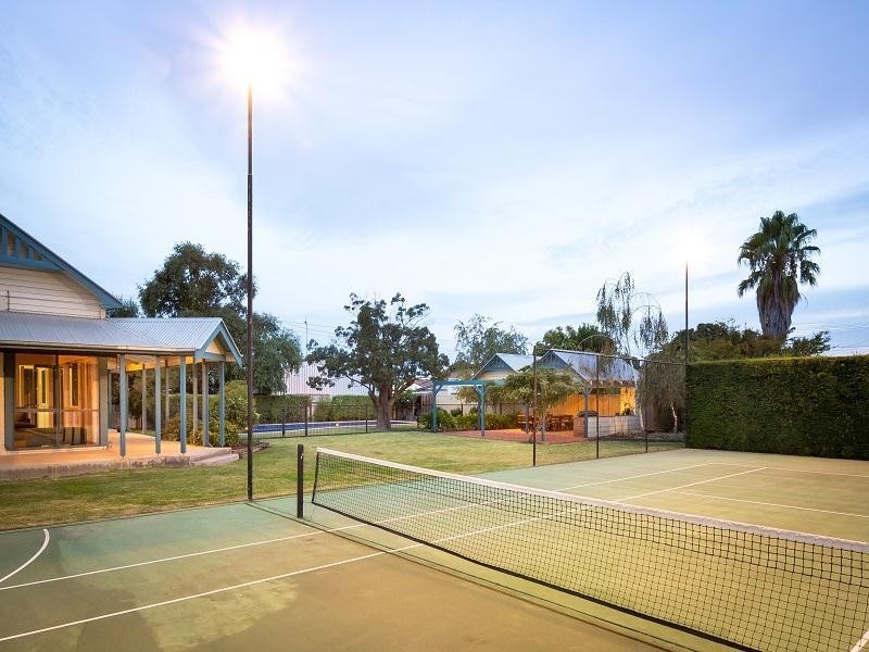 294 – 296  Allan Street, Kyabram VIC 3620