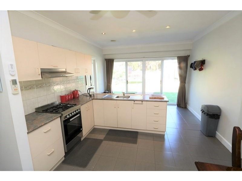 43 Oswald Street, Kyabram VIC 3620