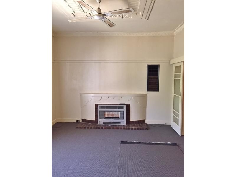 207 Fenaughty Street, Kyabram VIC 3620