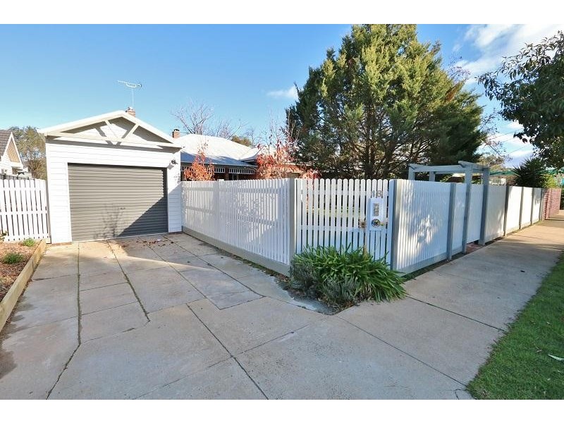 18 Allan Street, Kyabram VIC 3620