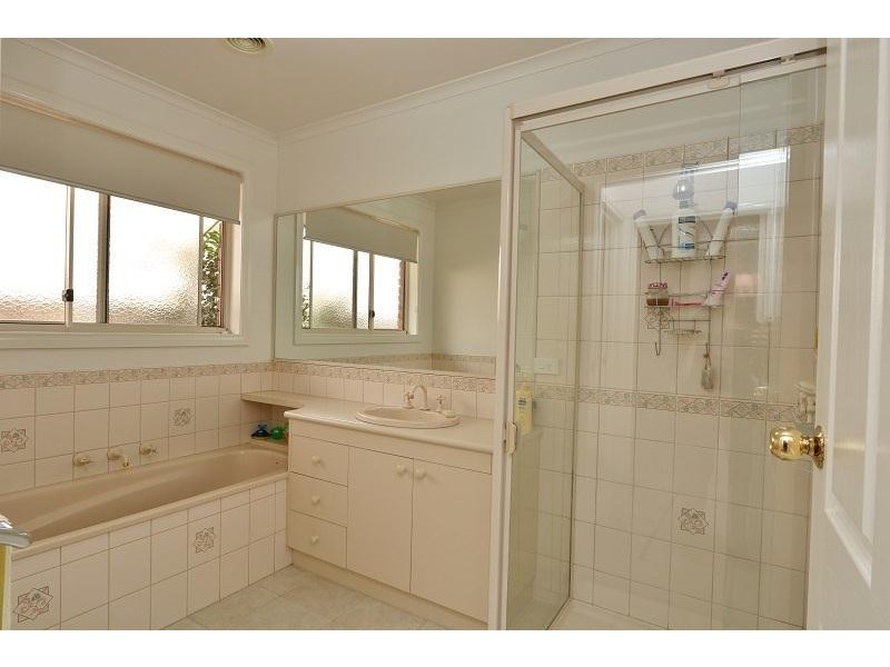 5 Byrnola Court, Kyabram VIC 3620