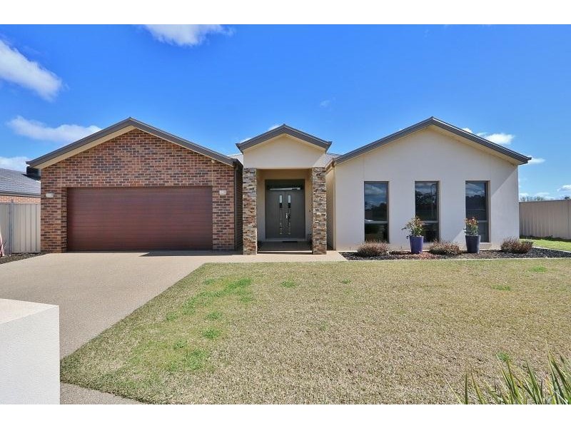 7 Alan Charlton Drive, Tongala VIC 3621