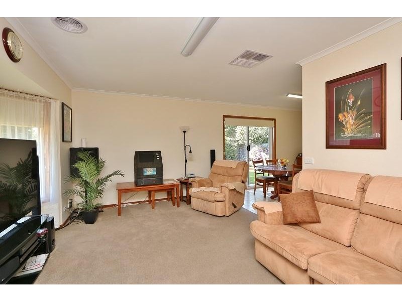 3/42-44 Lake Road, Kyabram VIC 3620