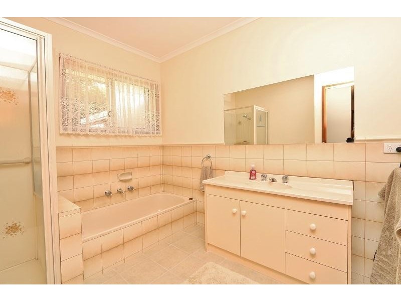 3/42-44 Lake Road, Kyabram VIC 3620