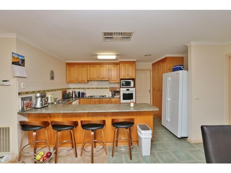 9 Deakin Grove, Tongala VIC 3621