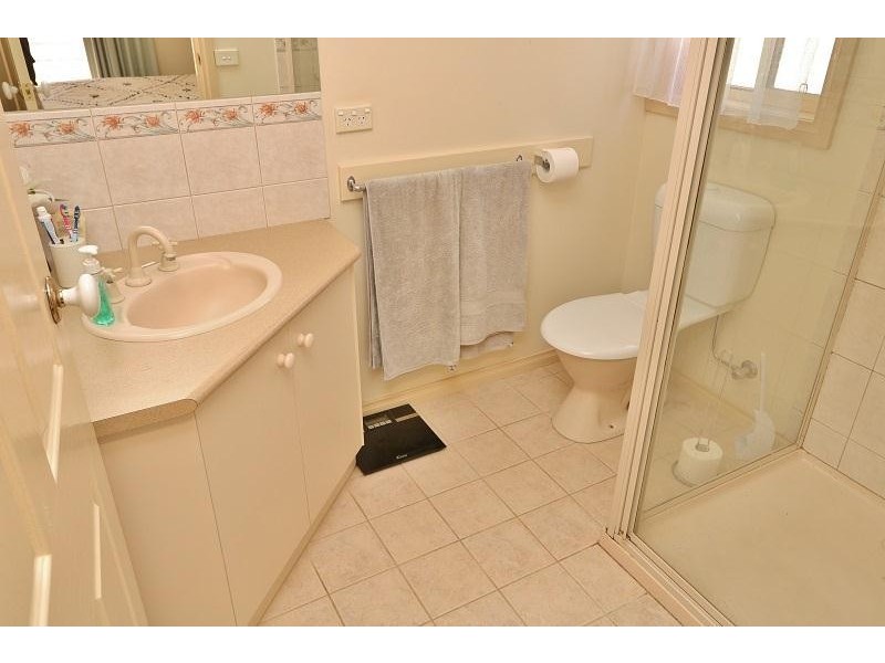 9 Deakin Grove, Tongala VIC 3621