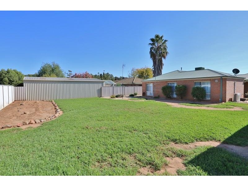 9 Deakin Grove, Tongala VIC 3621