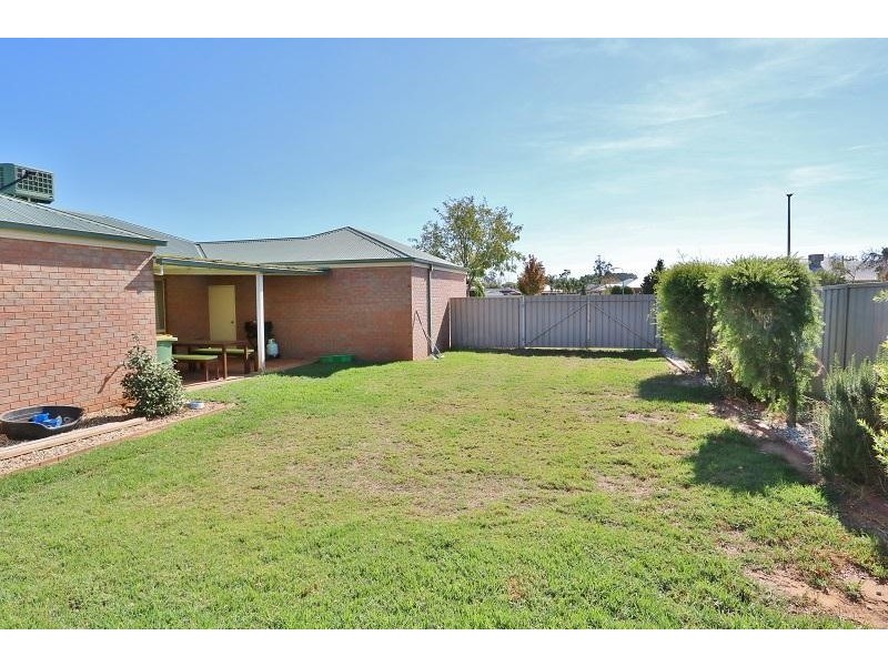 9 Deakin Grove, Tongala VIC 3621