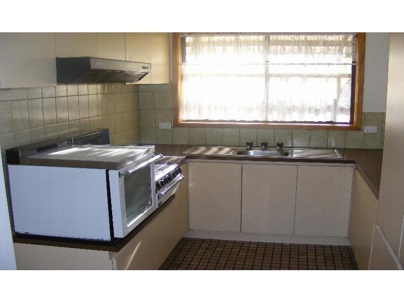 3/27 Julia Street, Kyabram VIC 3620