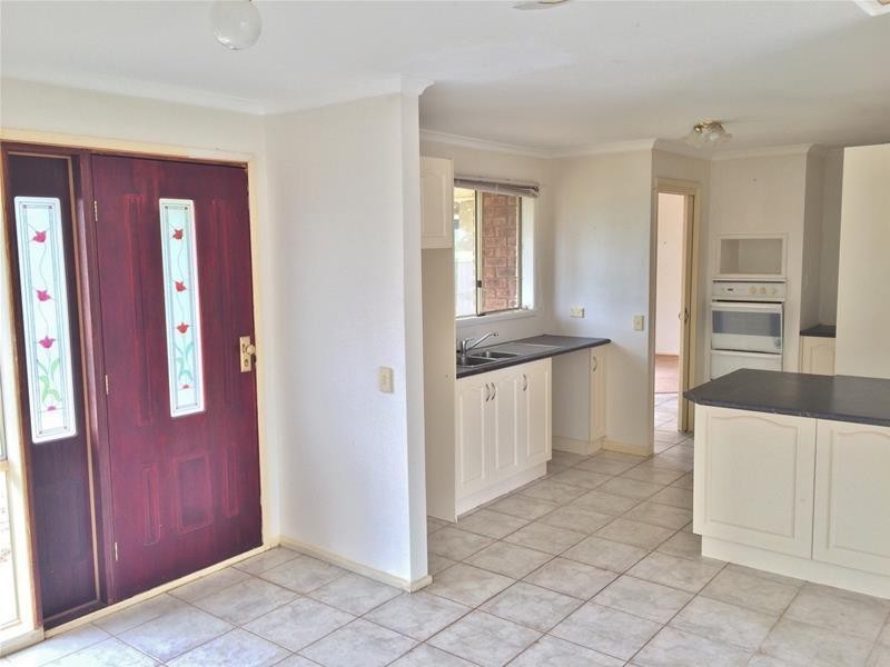 11 Deakin Grove, Tongala VIC 3621