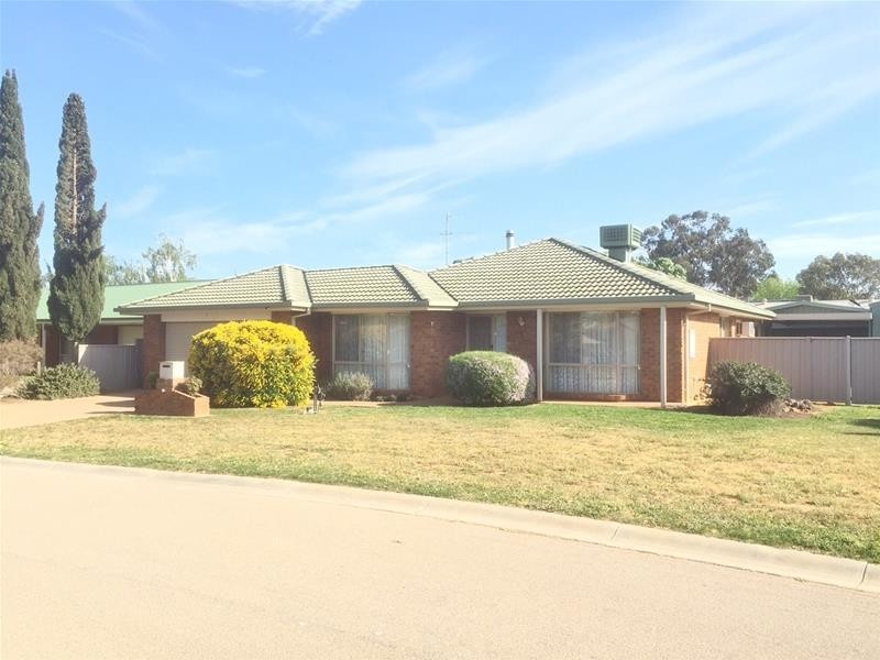 7 Henley Close, Kyabram VIC 3620
