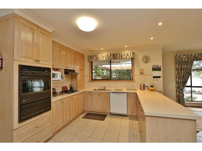 33 Waratah Street, Kyabram VIC 3620