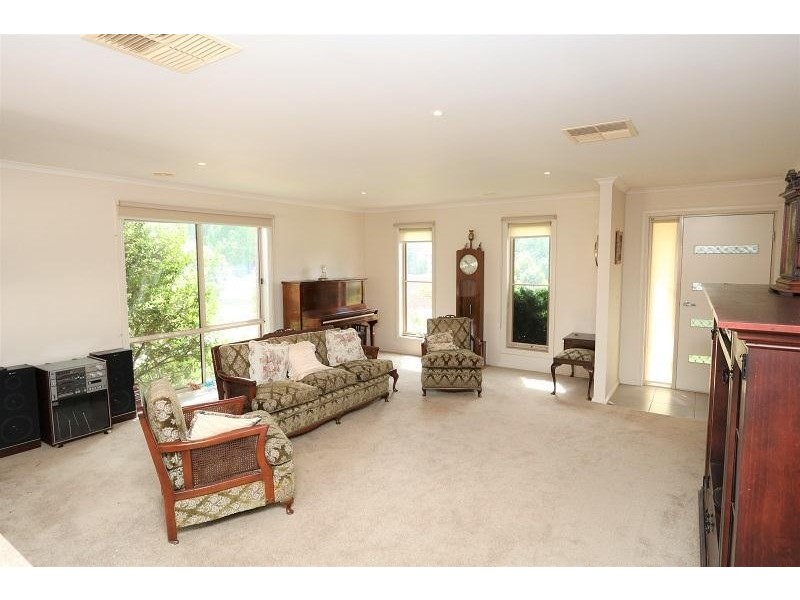 1/24 Saunders Street, Kyabram VIC 3620