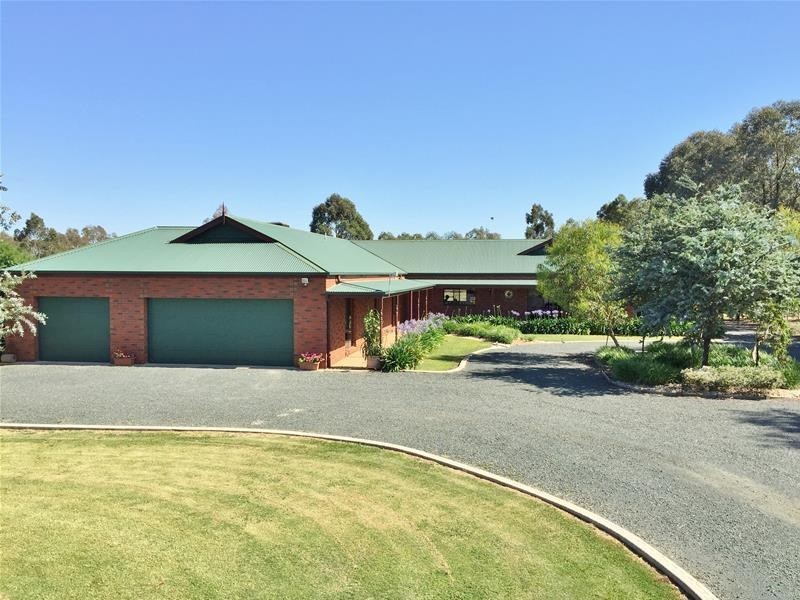 42 Aldersyde Drive, Kyabram VIC 3620