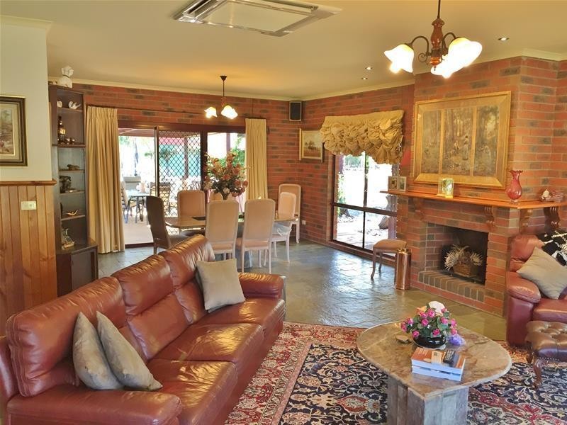 42 Aldersyde Drive, Kyabram VIC 3620