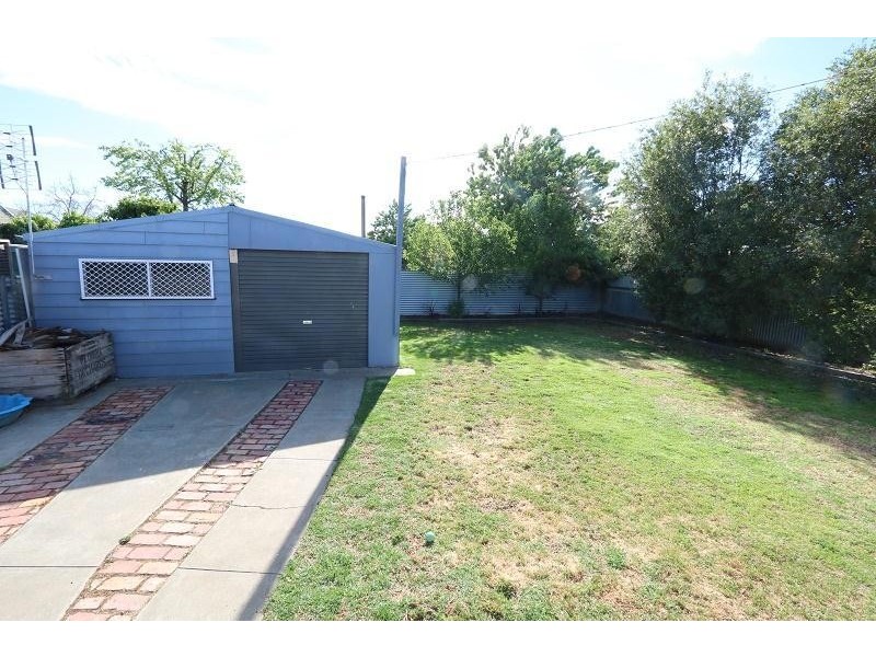 46 Lake Road, Kyabram VIC 3620