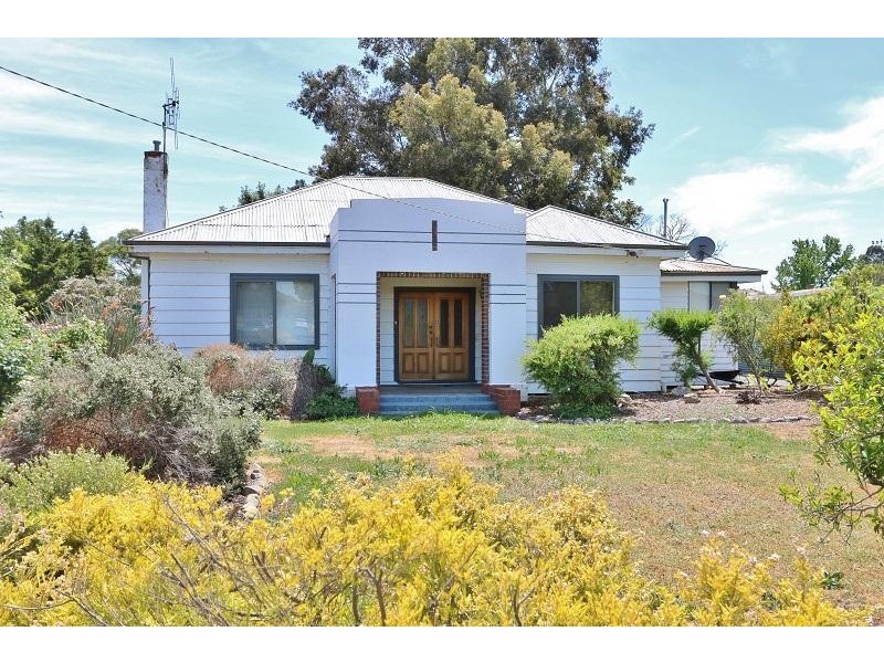 69  Fenaughty Street, Kyabram VIC 3620