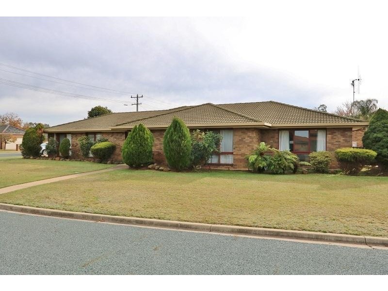 19 Tweddle Street, Kyabram VIC 3620