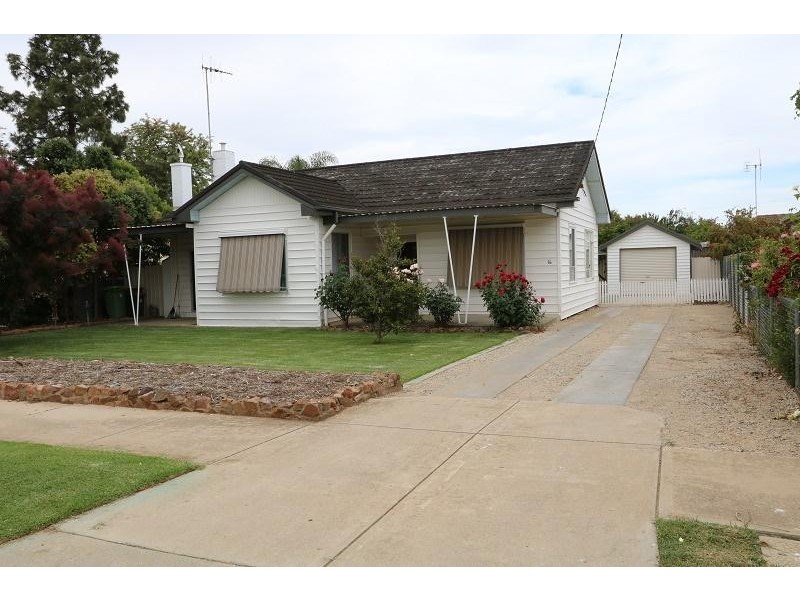 16 Unwin Street, Kyabram VIC 3620