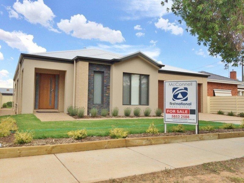 1/9 Hawkins Street, Kyabram VIC 3620