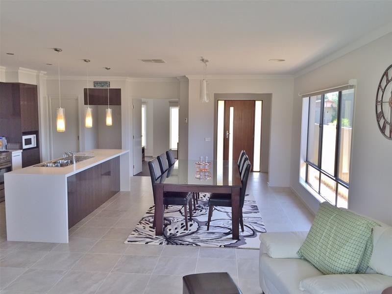 1/9 Hawkins Street, Kyabram VIC 3620