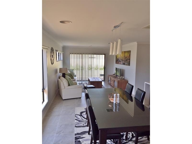 1/9 Hawkins Street, Kyabram VIC 3620