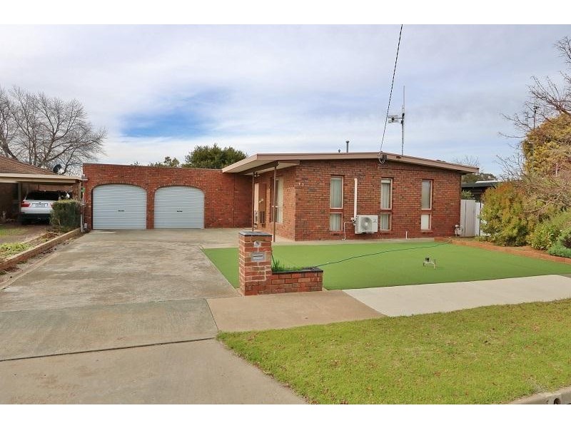 13 Bond Street, Kyabram VIC 3620