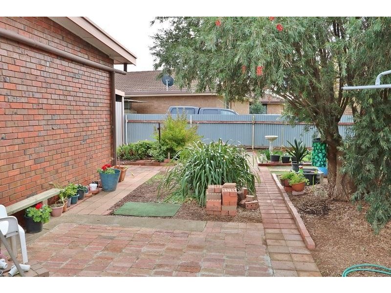 13 Bond Street, Kyabram VIC 3620