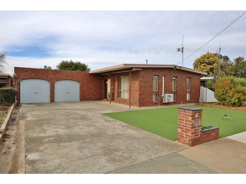 13 Bond Street, Kyabram VIC 3620