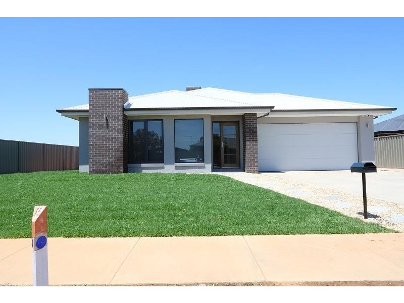 20  Kangaroo Drive, Kyabram VIC 3620