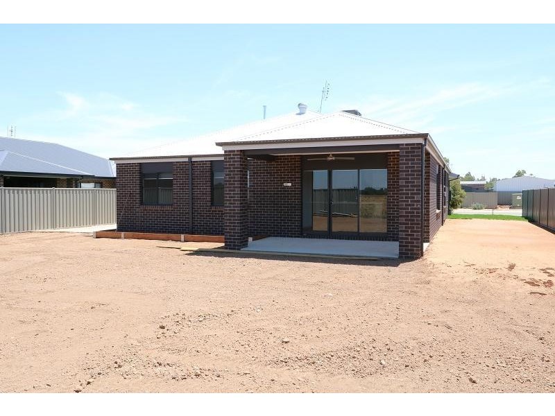 20  Kangaroo Drive, Kyabram VIC 3620