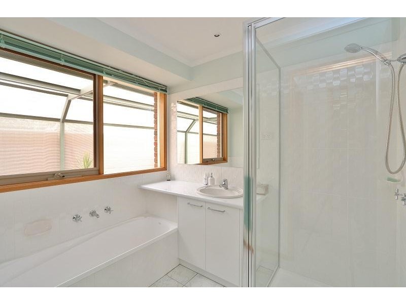 3  Byrnola Court, Kyabram VIC 3620