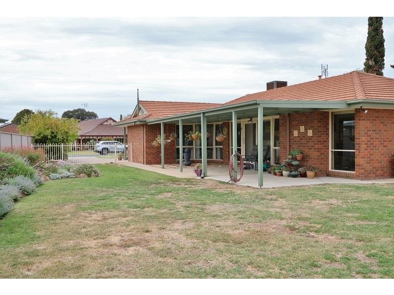 3  Byrnola Court, Kyabram VIC 3620