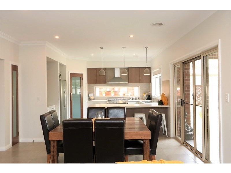 2/24 Fischer Street, Kyabram VIC 3620